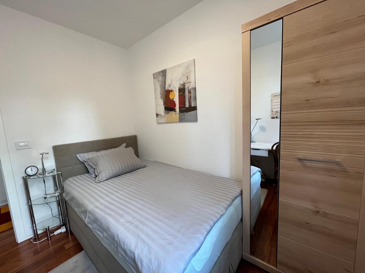 Apartment Lui With Rooftop Swimming Pool Icici Exterior photo
